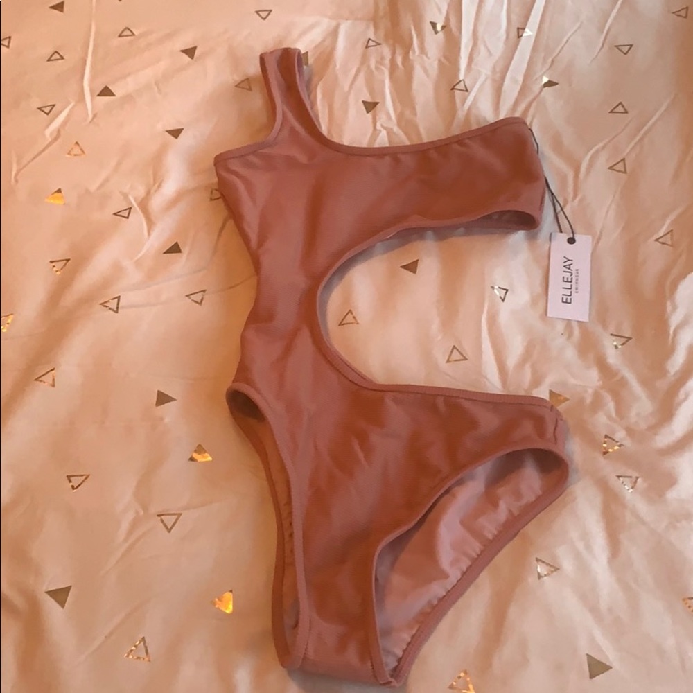 cut out bathing suit